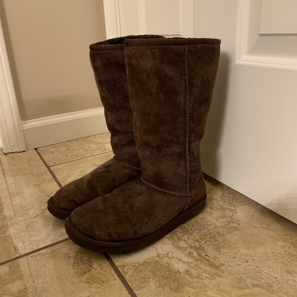 Ugg Classic Tall Boot In Chocolate, Size W6 - image 3